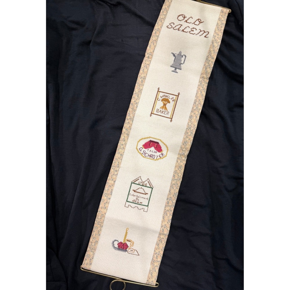 Old Salem Hand‎ Cross Stitch Wall Hanging Tapestry Vintage Rustic Decor